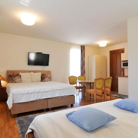Farkas Apartman Siófok Zewnętrze zdjęcie