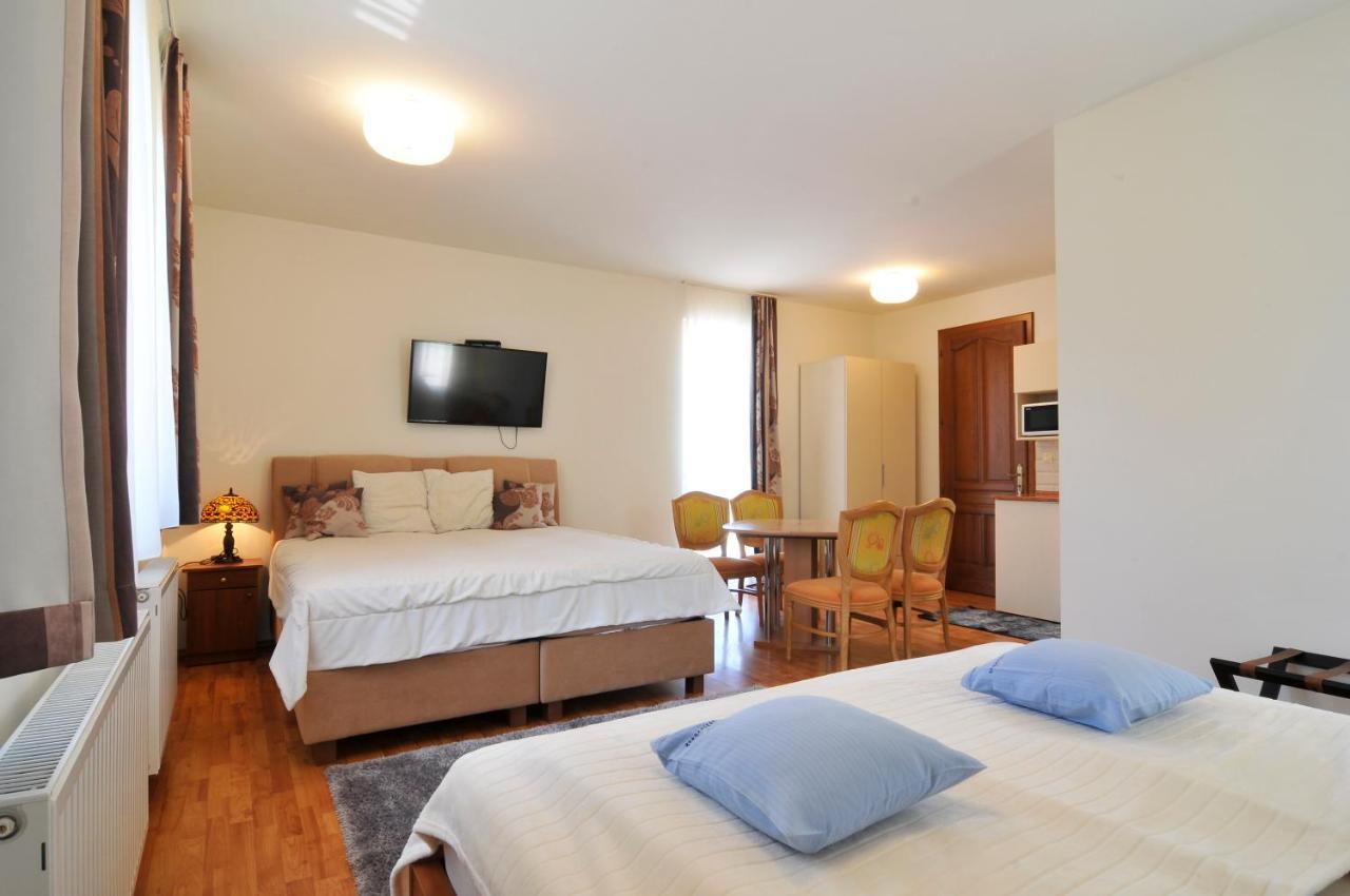 Farkas Apartman Siófok Zewnętrze zdjęcie