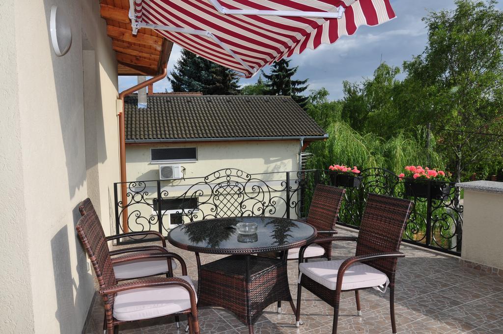 Farkas Apartman Siófok Zewnętrze zdjęcie